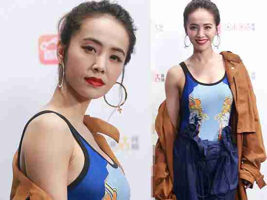 蔡依林露香肩性感 完美线条抢镜